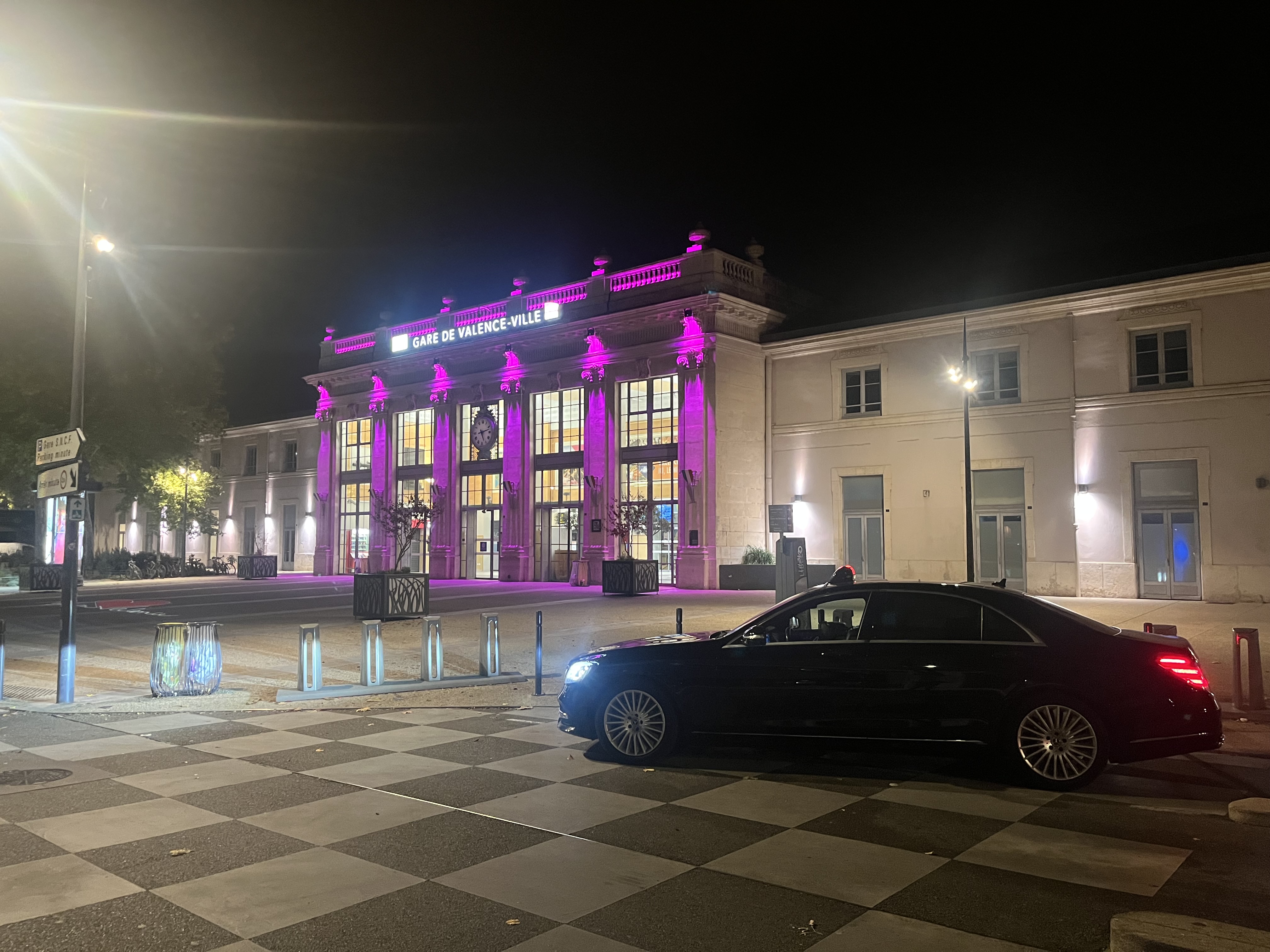 Mercedes Classe S Limousine disponible avec chauffeur privé à Valence.